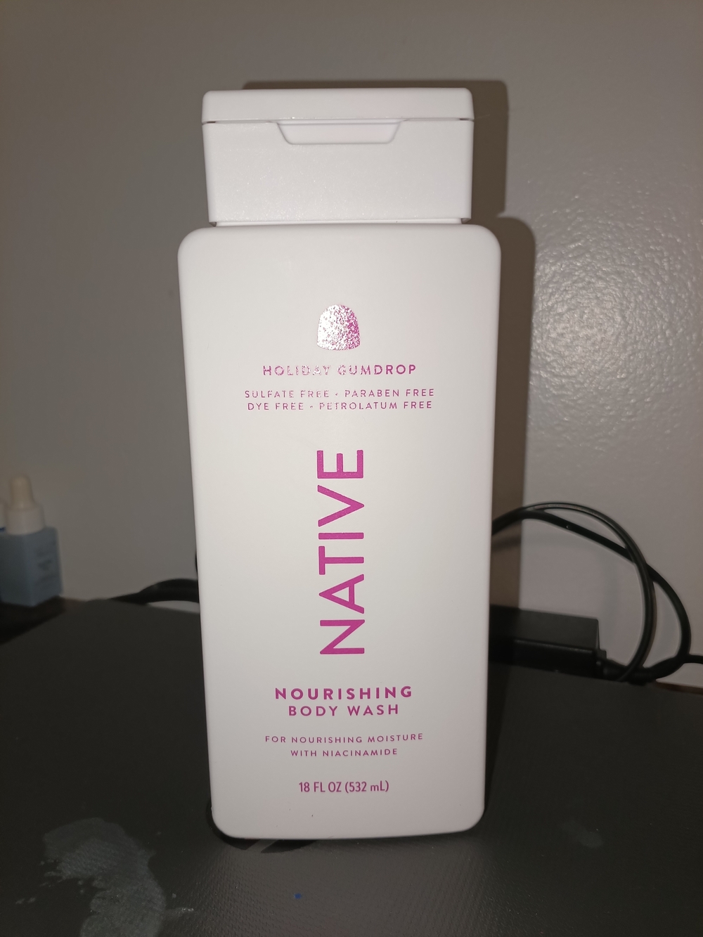 Native Holiday Gumdrop Nourishing Body Wash - White with Pink Accents